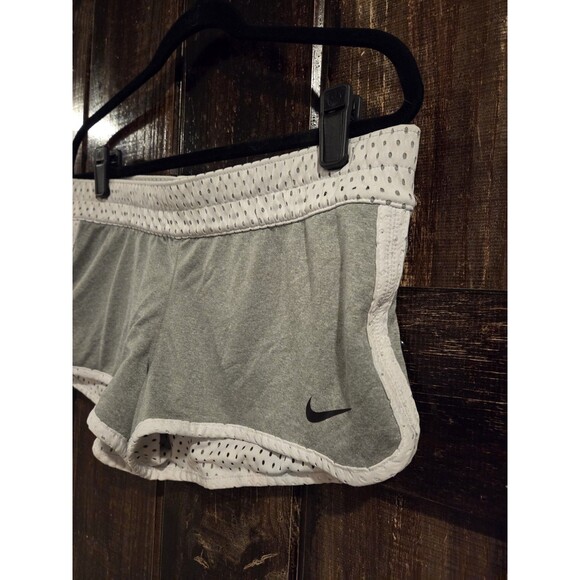 VTG Y2k Nike Women grey / white Polyester Athletic low rise Shorts Size L - Picture 2 of 8